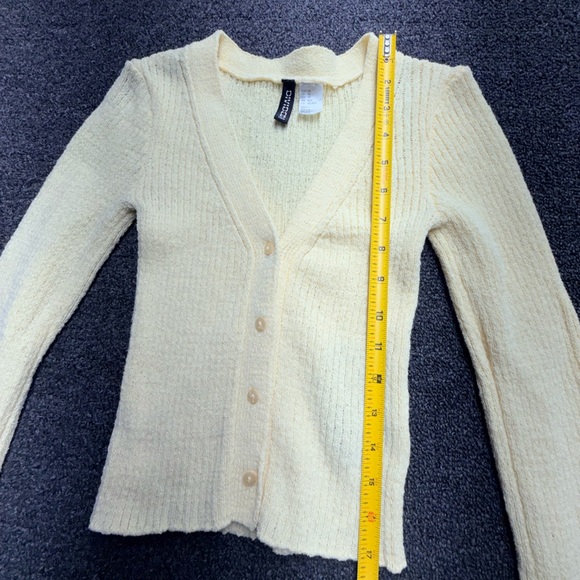 H&M Pale Yellow Ribbed Button-Front Cardigan - Picture 3 of 6